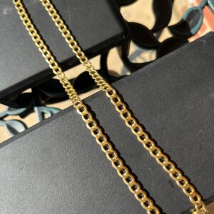 Alternative view of 10k 9.9g Cuban Chain 22”