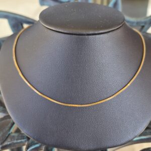 18k 4.5g box chain- 20"