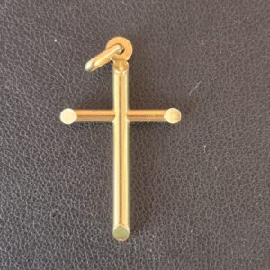 Alternative view of 10k 0.8g small cross charm