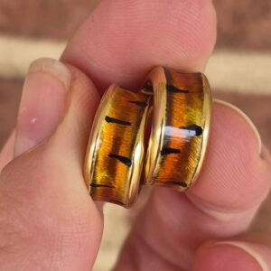 Alternative view of 14k 2.4g tiger print hoops