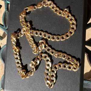 Alternative view of 10k 15.5g Cuban Gold Chain Two Tone 22”