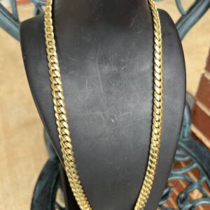 Alternative view of 10k 145.1g Cuban Chain 24”