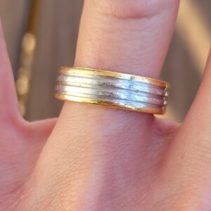 Alternative view of 18k & Platinum 10.2g ridged band- sz6.75