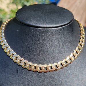 14k 34.9g rounded cuban link chain- 22"