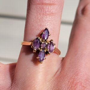 Alternative view of 14k 2.8g quadruple amethyst ring- sz6