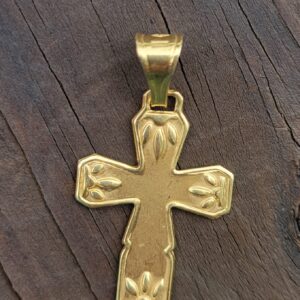 Alternative view of 18k 3.0g cross pendant