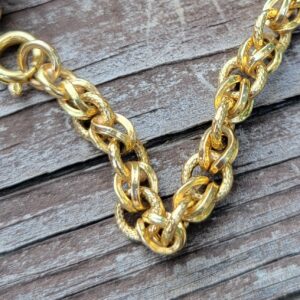 Alternative view of 18k 5.2g unique link bracelet- 7"