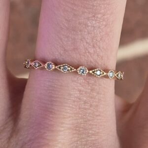 14k 1.3g rose gold detailed diamond band- sz8.75