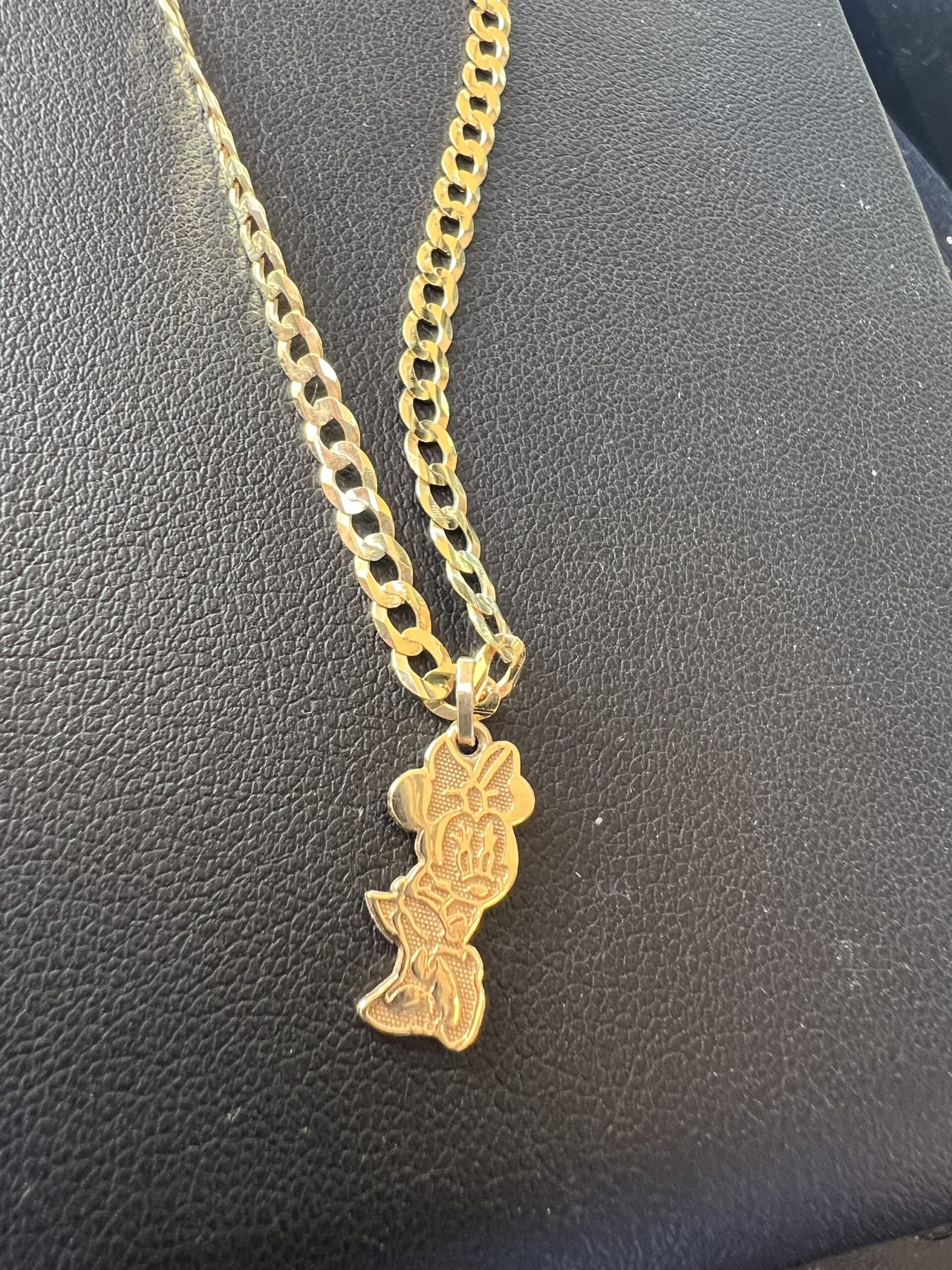 10k Gold Minnie Mouse Charm - Image 4