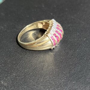 14k 5.2g Diamond & Ruby Ring sz8