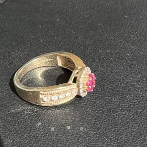 14k 4.9g Diamond & Ruby Ring sz6.5