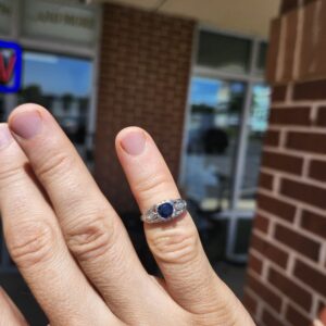 Alternative view of Plat 3.6g Ring with 0.65ct Sapphire Sz 5.25