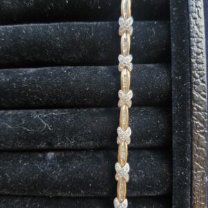 10k 9.4g Two Tone Gold Bracelet 6.75”