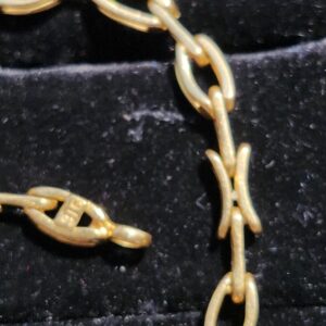 22k 13.9g Unique Gold Bracelet 8”