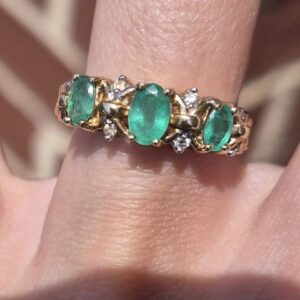 Alternative view of 10k 3.4g emerald and diamond ring- sz7