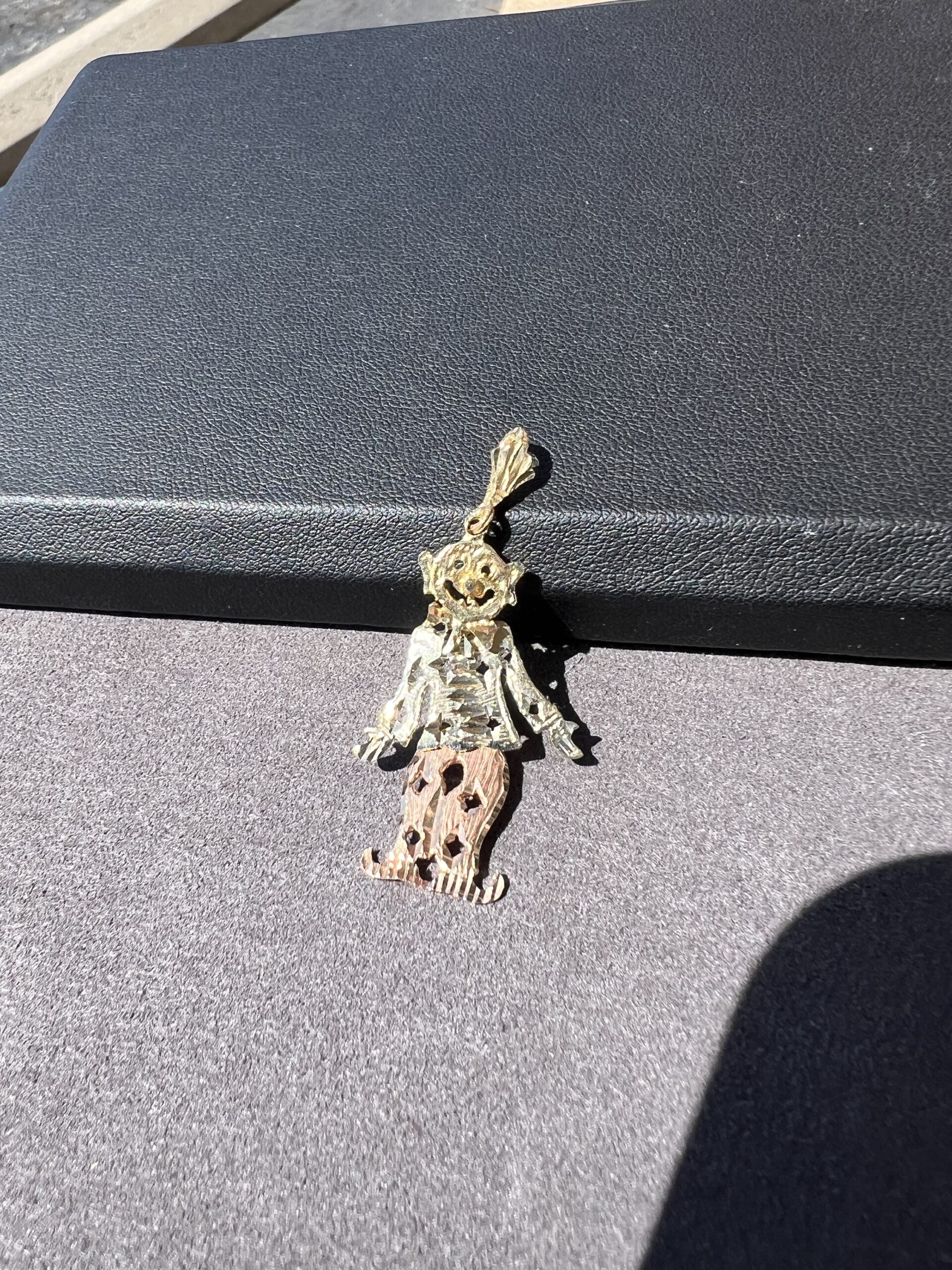 14k 2.6g Gold Clown Multi-Color Charm - Image 3