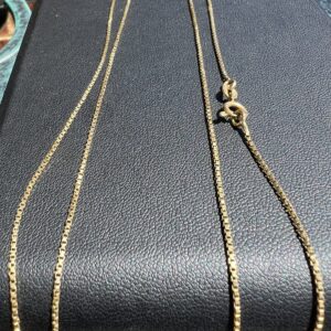 Alternative view of 18k 5.1g Gold Box Chain 28”