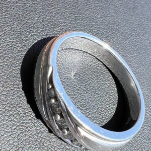 Platinum 20.8g Ring with 0.25ct Diamonds Sz 12.5