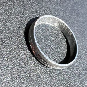Platinum 2.8g Ring Sz 8.5