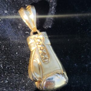14k 11.5g Solid Boxing Glove