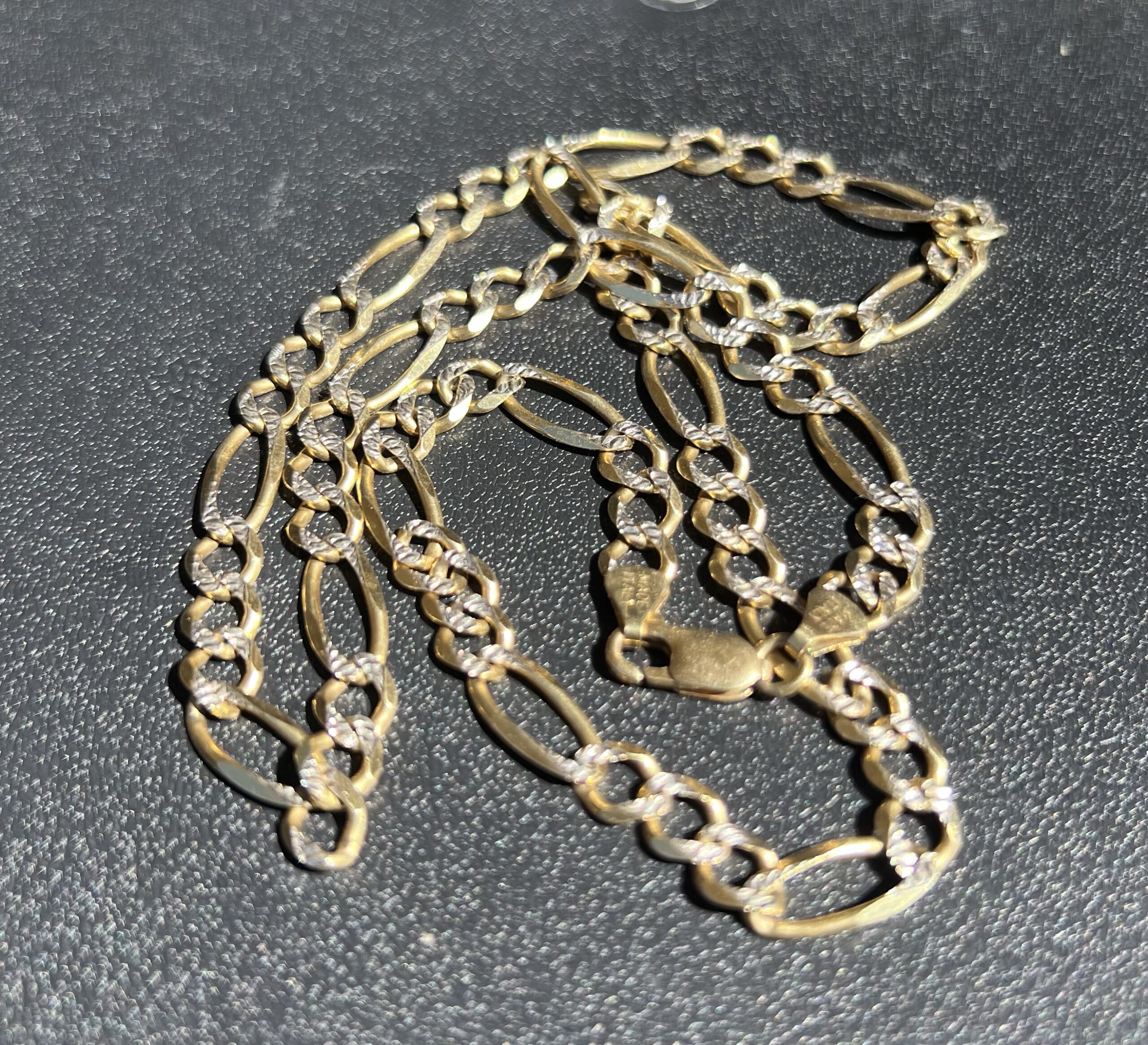14k 26g Gold Figaro Two Tone Chain 22” - Image 2