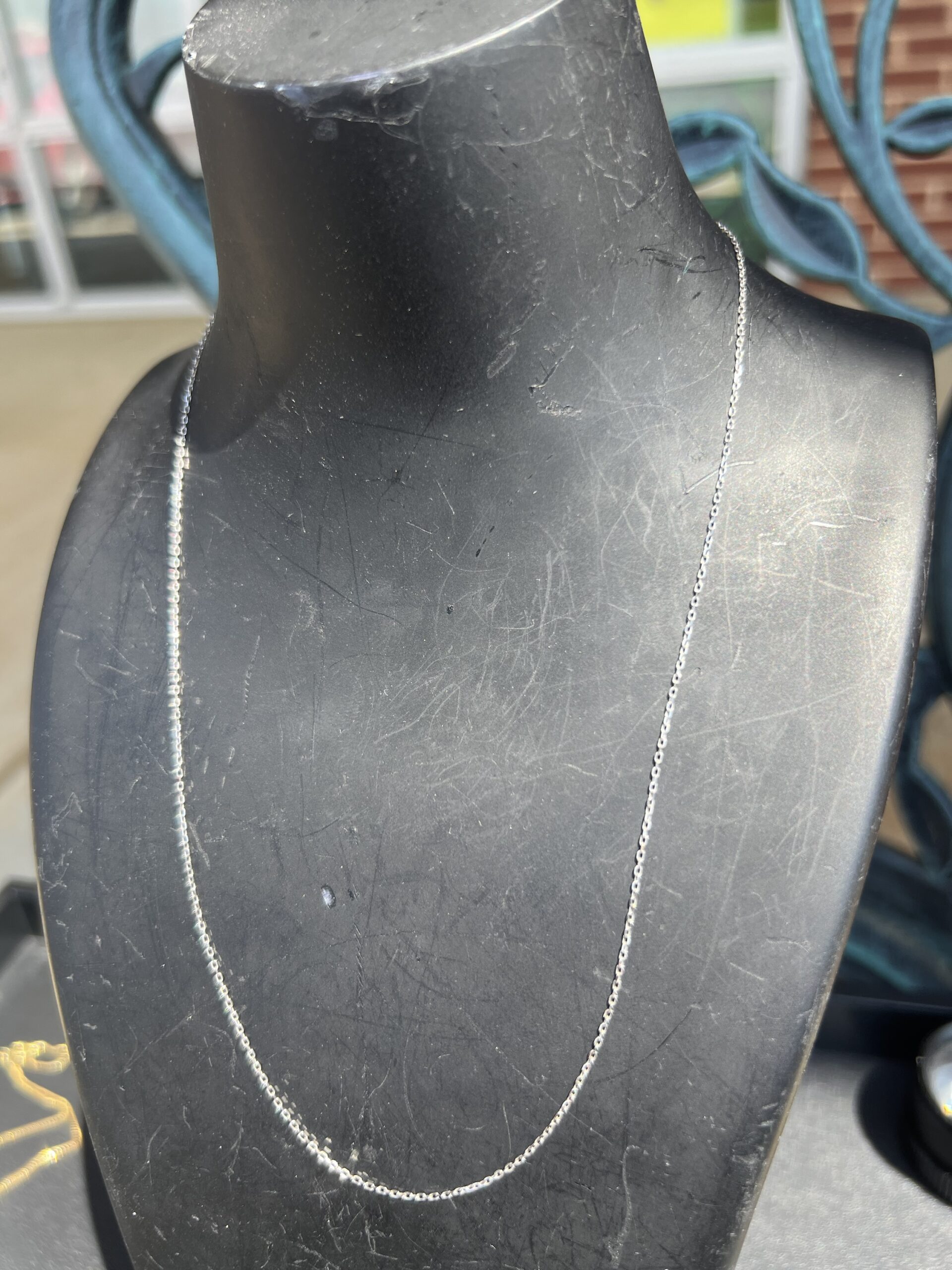 18k 1.3g White Gold Link Chain 17”