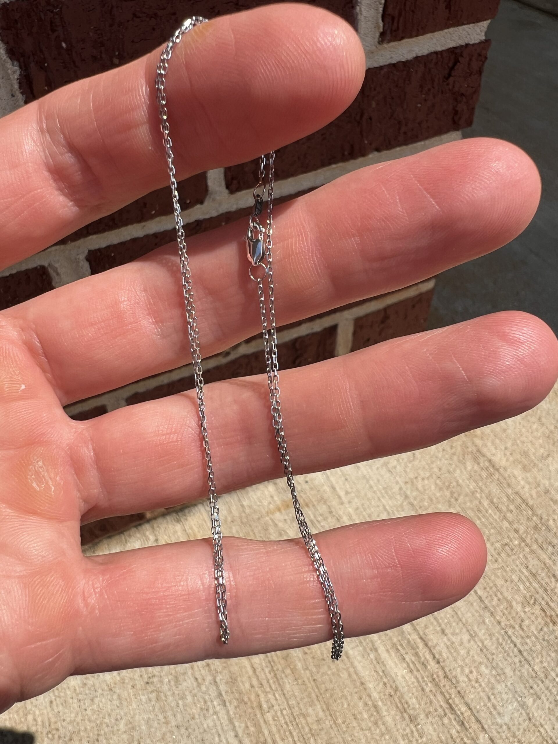 18k 1.3g White Gold Link Chain 17” - Image 4