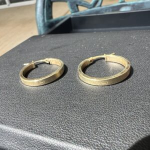 14k 2g Gold Square-Tubed Hoop Earrings