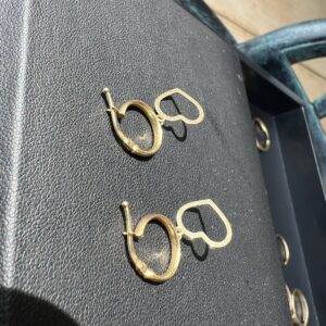 Alternative view of 18k 1.3g Gold Heart Hoop Earrings