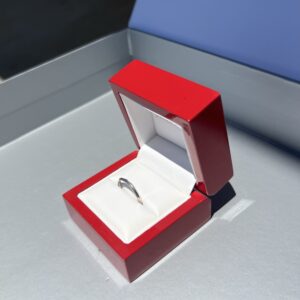 Alternative view of 14k 1.8g White Gold Ring Sz7