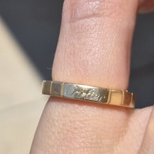 18k 5.2g notched Cartier ring- sz4.25