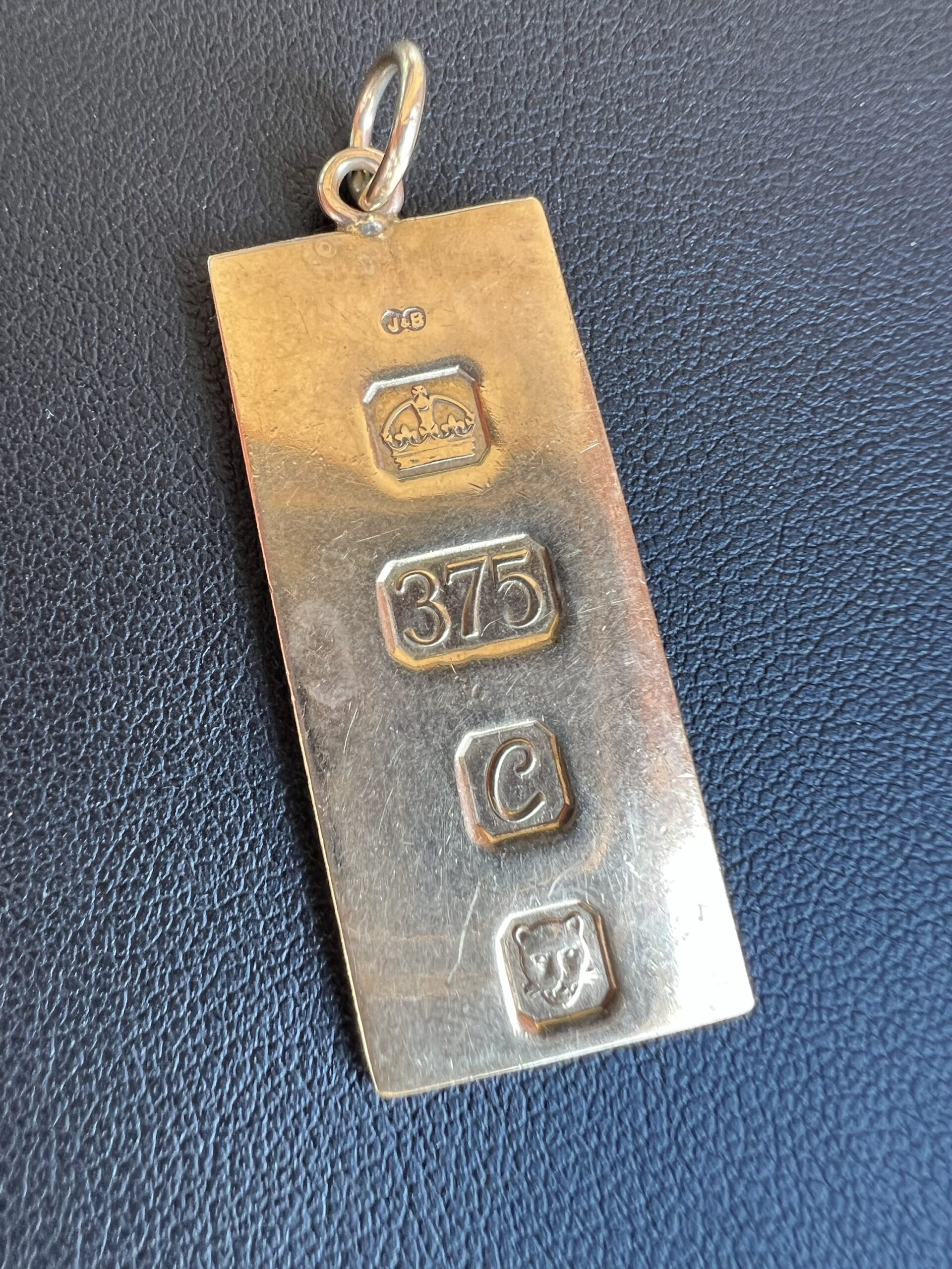 9k 7.9g Gold Pendant Charm