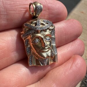 10k 10.4g Gold & Diamond Jesus Pendant