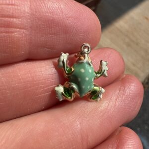14k 0.7g Gold Frog Charm