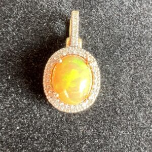 14k 2.3g Gold Diamond Pendant