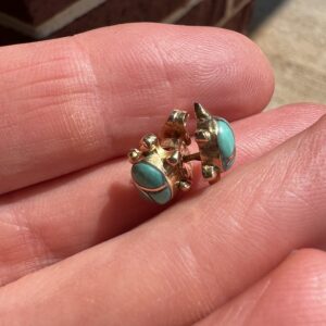 14k 2.1g Gold Turquoise Turtle Earrings