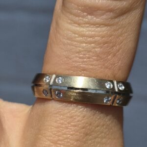 18k 6.4g White Gold and diamond Tiffany & Co band- sz7.5