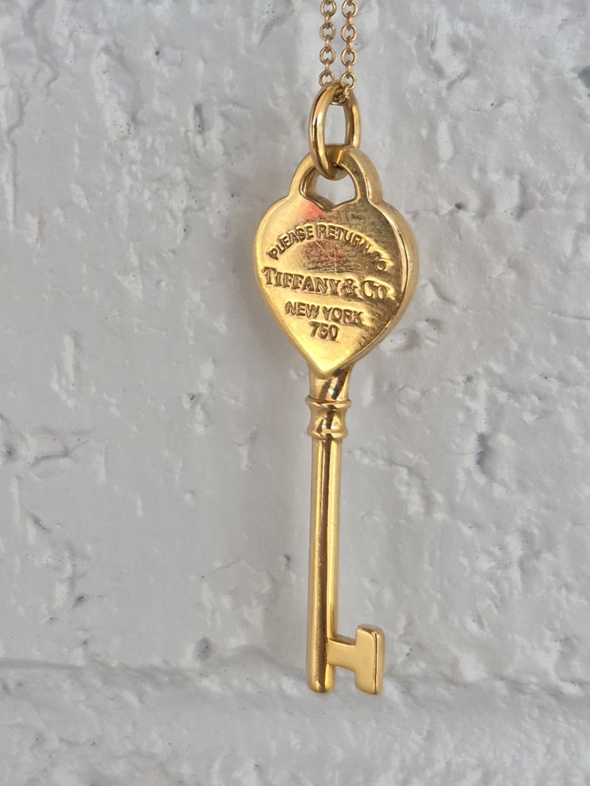 18k 6.7g yellow gold Tiffany & Co key necklace- 19" - Image 3
