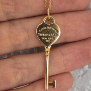 18k 6.7g yellow gold Tiffany & Co key necklace- 19" - Image 6