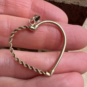 10k 1.7g Gold Rope & Round Charm