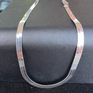 18k 7.1g White Gold Herringbone 16” - Image 6