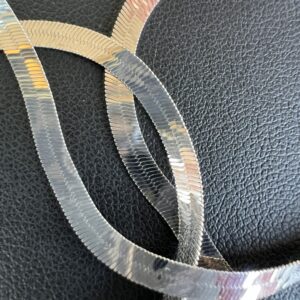 18k 7.1g White Gold Herringbone 16” - Image 5