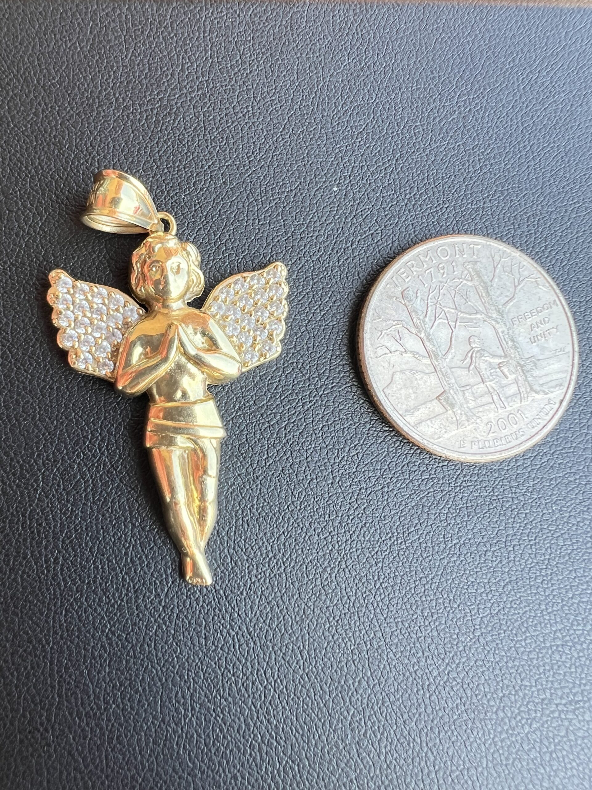 10k 3.9g Gold Angel Pendant - Image 3