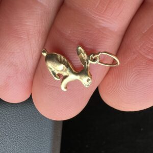 14k 0.6g Gold Rabbit Charm - Image 2