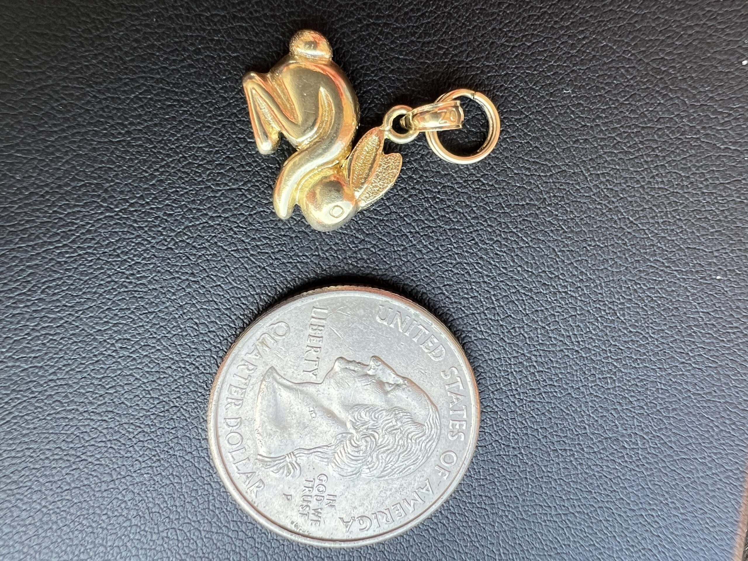 14k 1.7g Gold Rabbit Charm - Image 4
