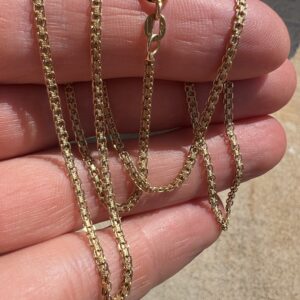 18k 4.7g Gold Unique Link Chain 20” - Image 4