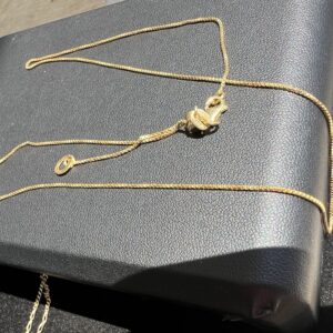 14k 3.6g Gold Box Adjustable Chain 21” - Image 3