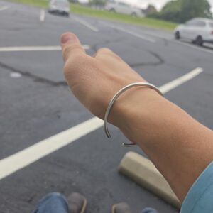 100% Platinum 26.0g Solid Bangle - Image 3