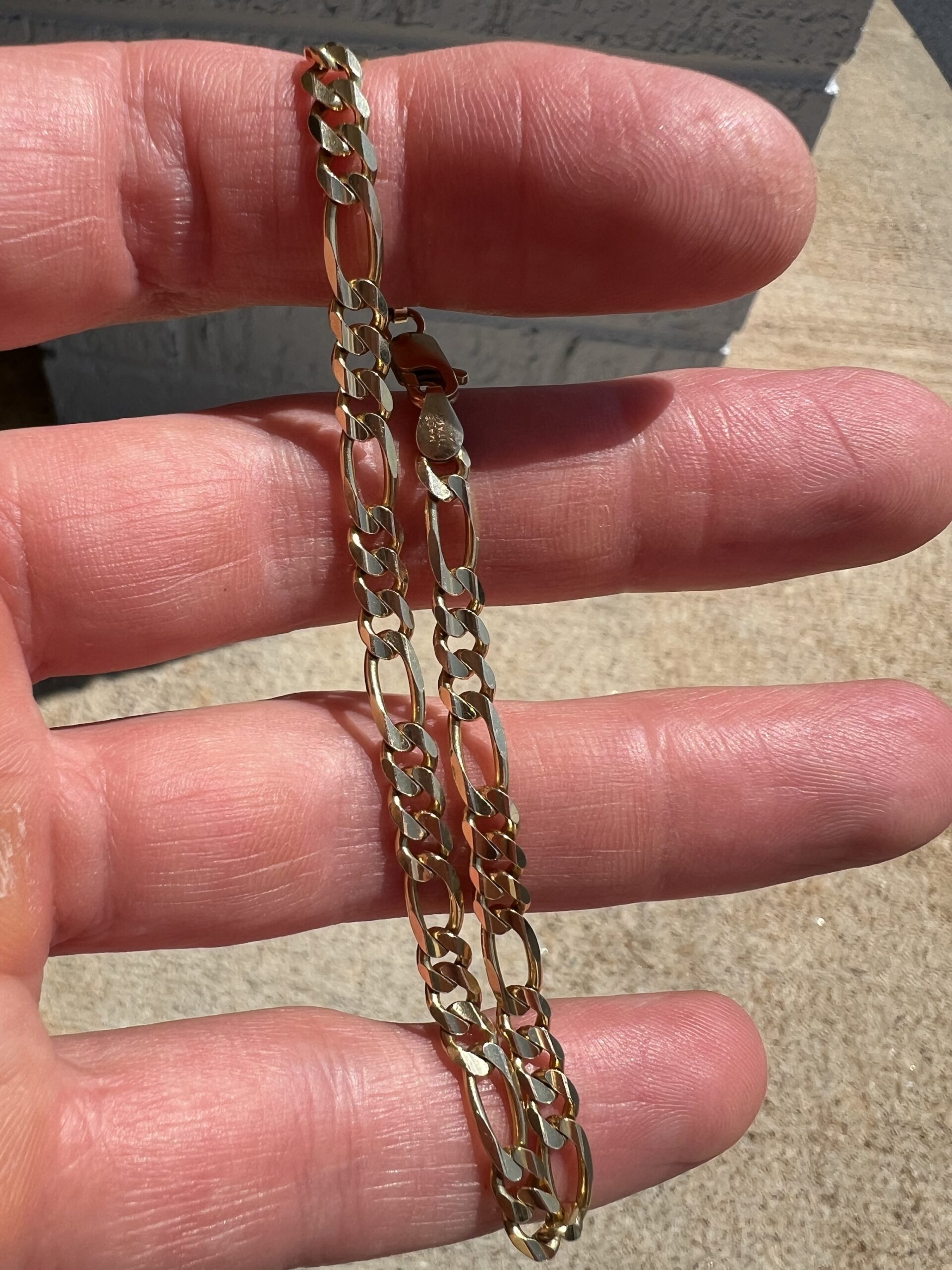 14k 7.9g Gold Figaro Bracelet 8” - Image 2