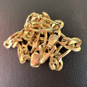 14k 7.9g Gold Figaro Bracelet 8” - Image 3